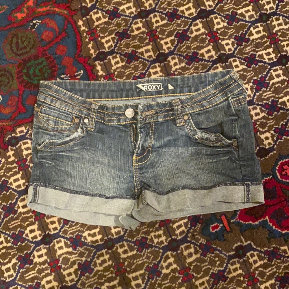 ROXY Cuffed stretch denim shorts